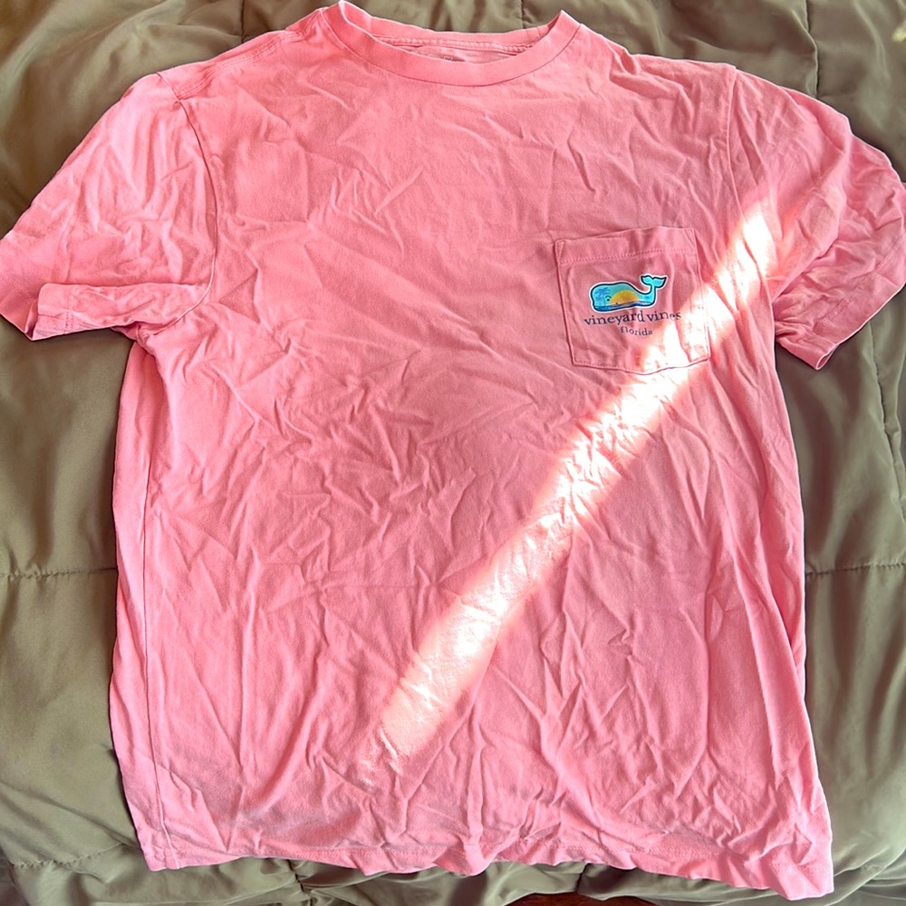 Baby Pink Vineyard Vines T-shirt XS